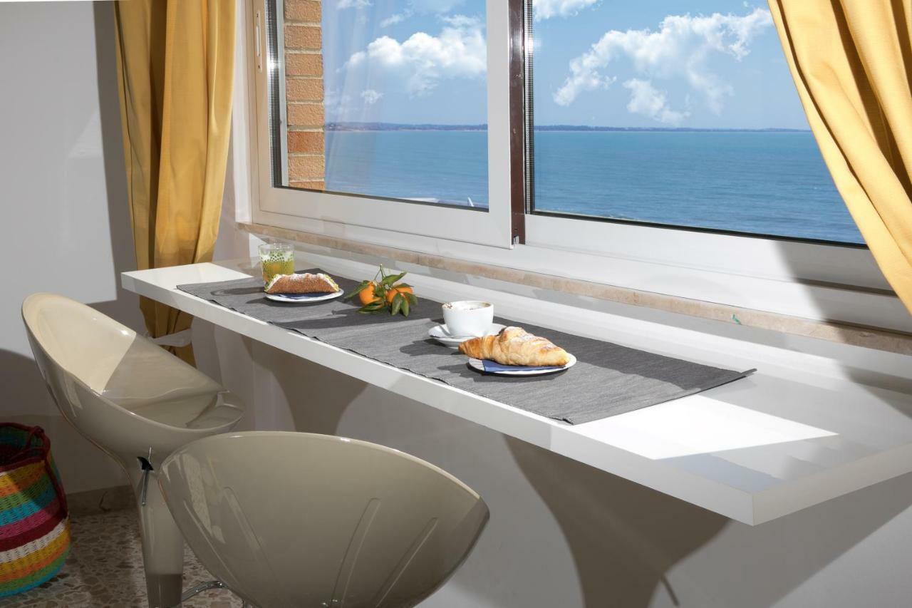 Appartamento La Finestra Sul Mare 포쟐로 외부 사진